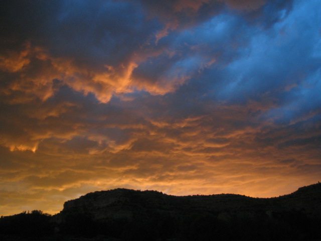 Navajo Sunset.jpg